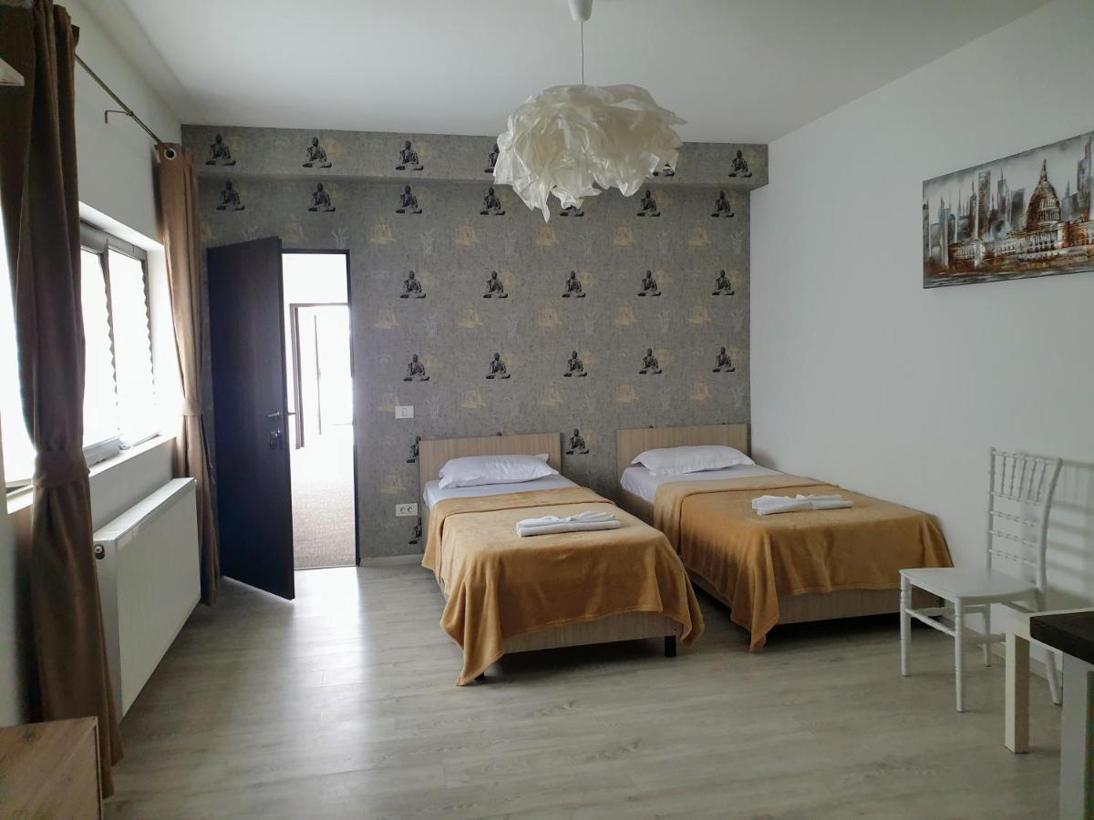 Hotel Queen Bucharest Luaran gambar