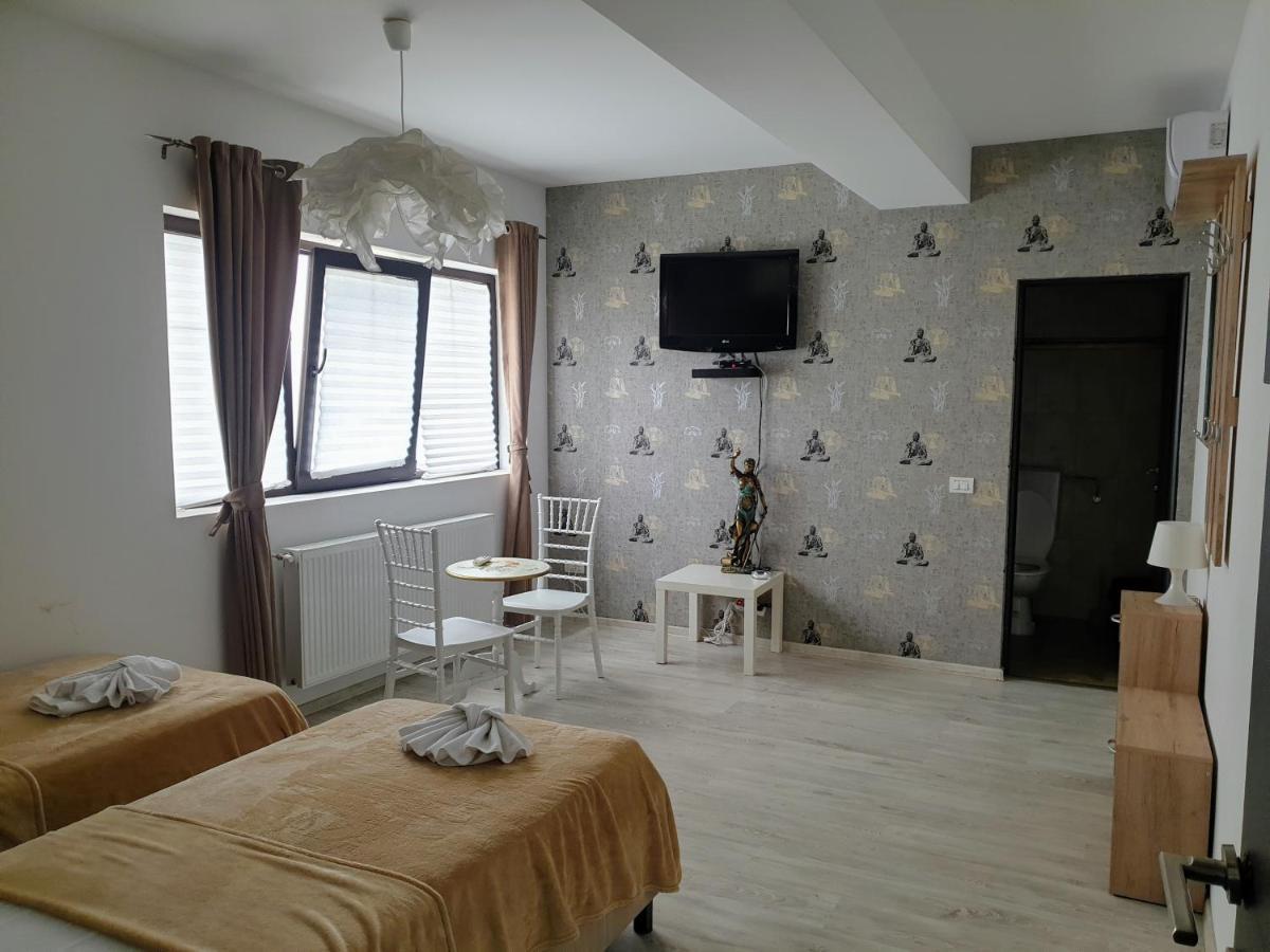 Hotel Queen Bucharest Luaran gambar