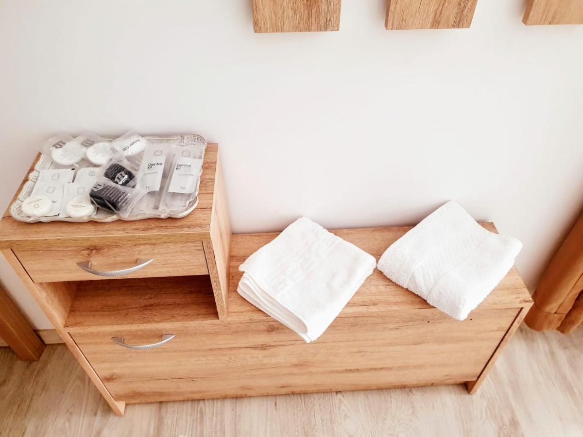 Hotel Queen Bucharest Luaran gambar