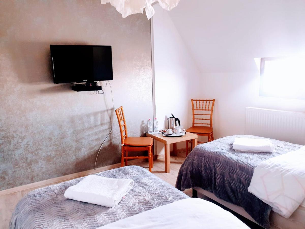 Hotel Queen Bucharest Luaran gambar